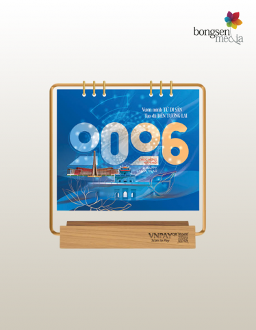 ĐẾ LỊCH BÀN GỖ 2026 ĐẶC BIỆT 02A